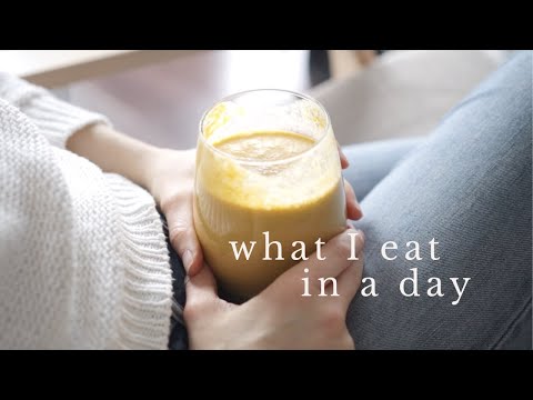 WHAT I EAT IN A DAY | easy, healthy paleo meals + snacks